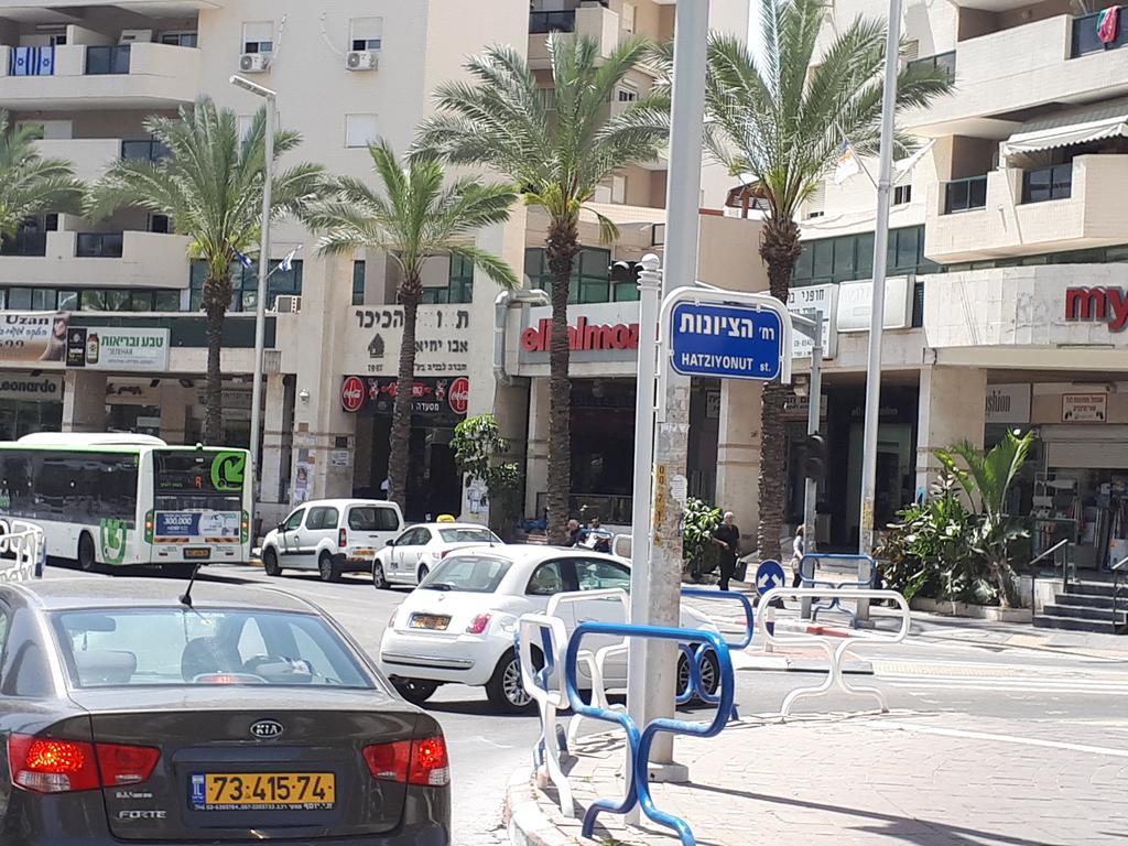Apartment 2 Bedrooms Central Location Ashdod Ngoại thất bức ảnh