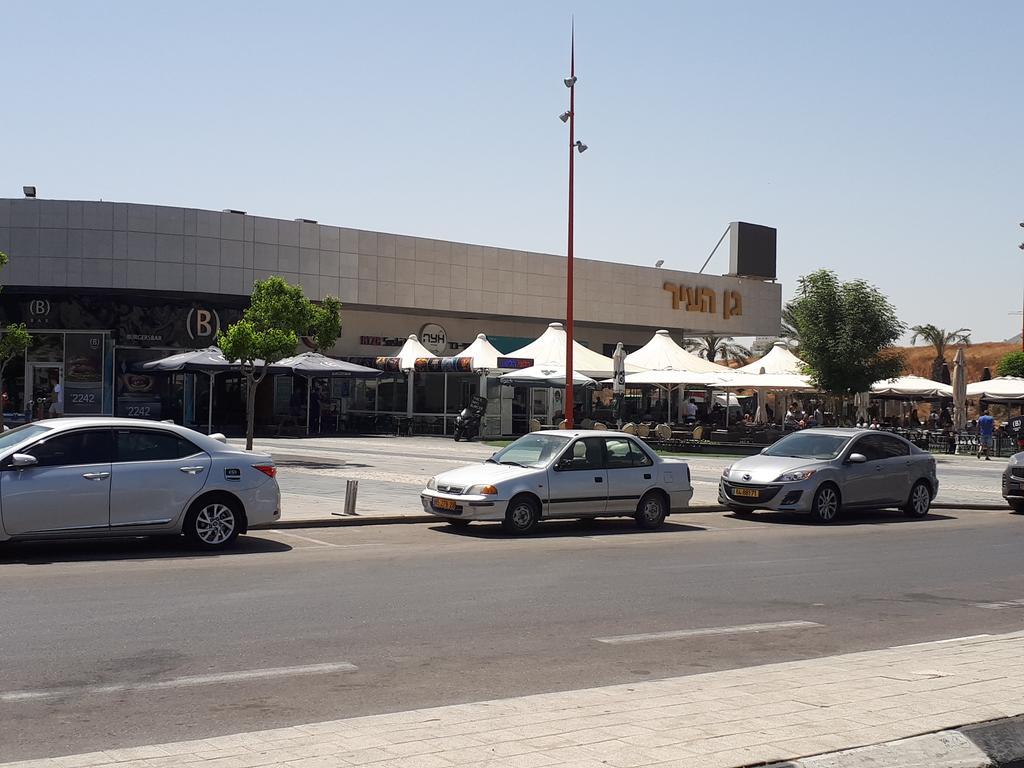 Apartment 2 Bedrooms Central Location Ashdod Ngoại thất bức ảnh